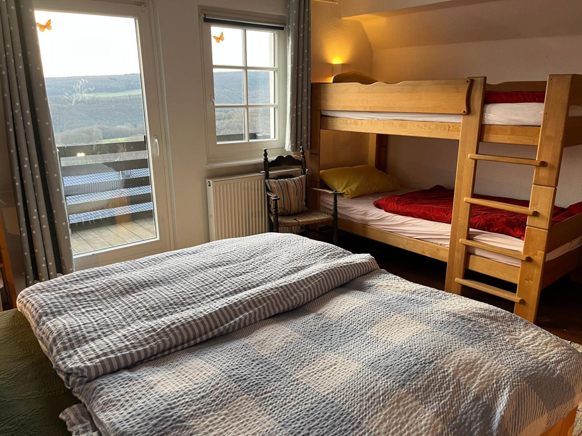 Niederdürenbach Eifel Landhaus Panoramablick Unter Der Burg Olbrueck Mit Sauna Hottub Grosser Terrasse Und Garten Ideal Fuer Familien מראה חיצוני תמונה